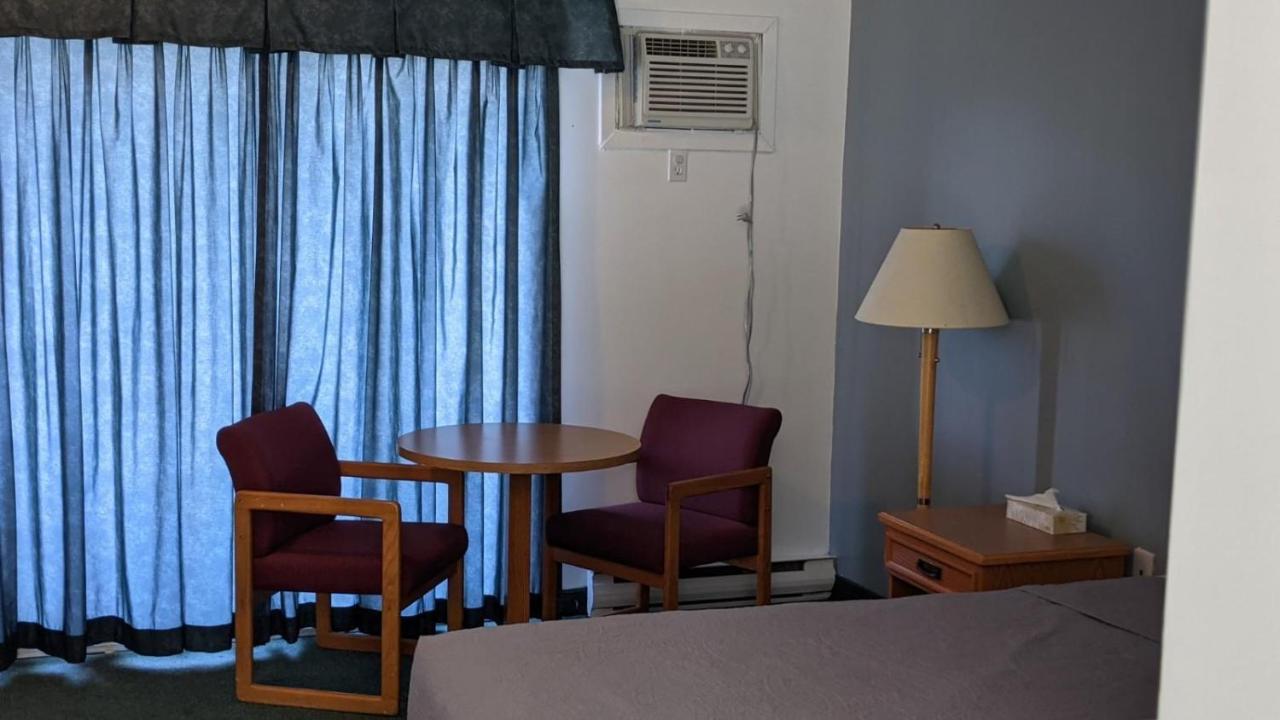 Valois Motel & Restaurant Mattawa Екстериор снимка