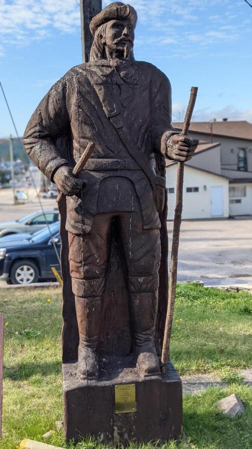 Valois Motel & Restaurant Mattawa Екстериор снимка