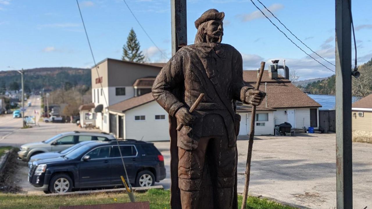 Valois Motel & Restaurant Mattawa Екстериор снимка